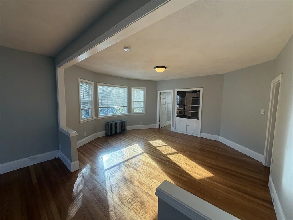 3 bed, 1 bath apartment for rent at 148 George St Unit 2, Tufts University — photo 14 of 26