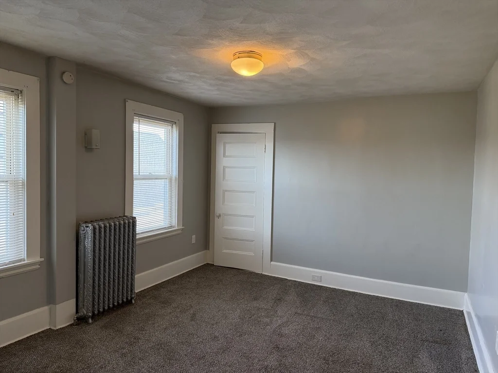 3 bed, 1 bath apartment for rent at 148 George St Unit 2, Tufts University — photo 16 of 26