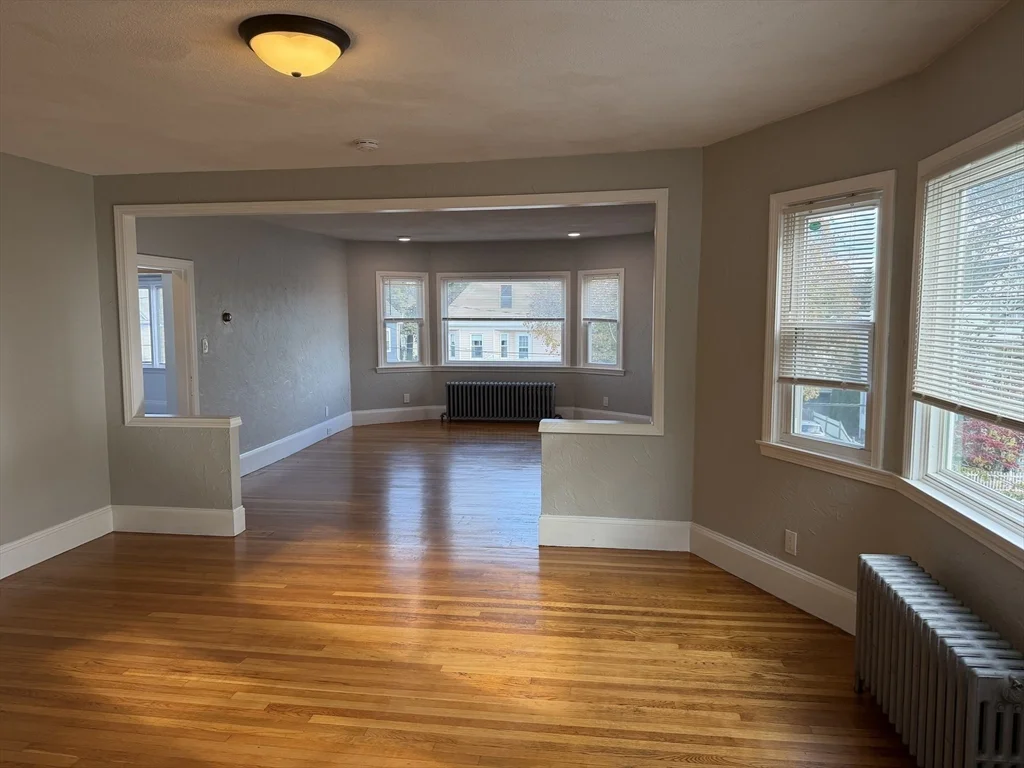 3 bed, 1 bath apartment for rent at 148 George St Unit 2, Tufts University — photo 11 of 26