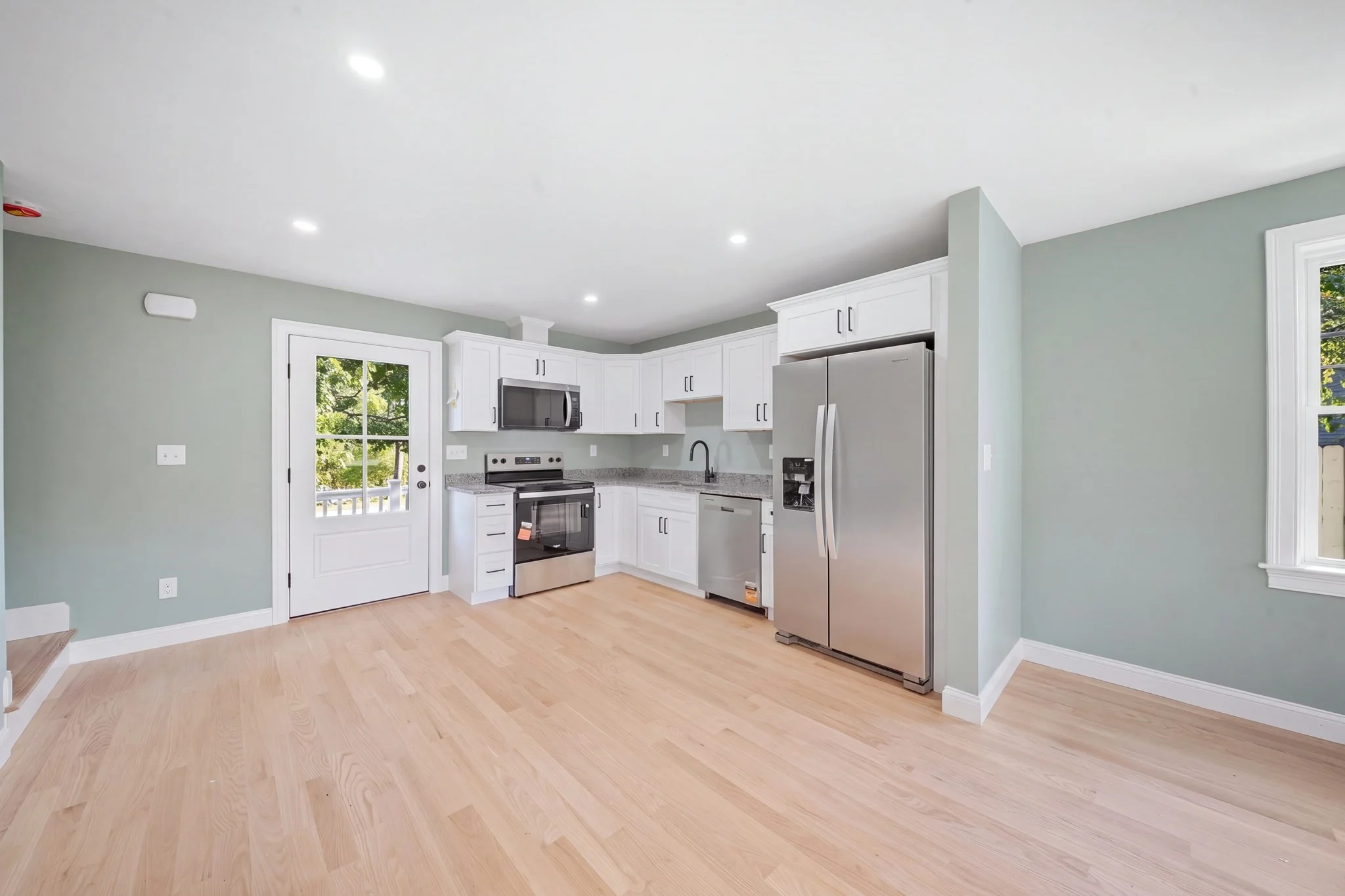 2 bed, 1 bath apartment for rent at 148 Groton Rd Unit C, Chelmsford — photo 2 of 14