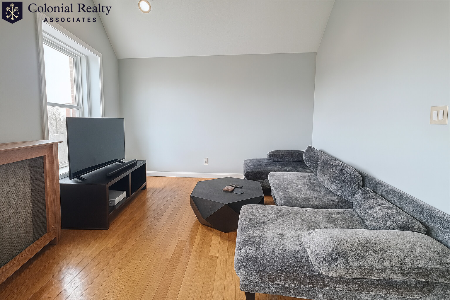 3 bed, 2 bath apartment for rent at 148 Harvard St Unit 9, Coolidge Corner — photo 3 of 15