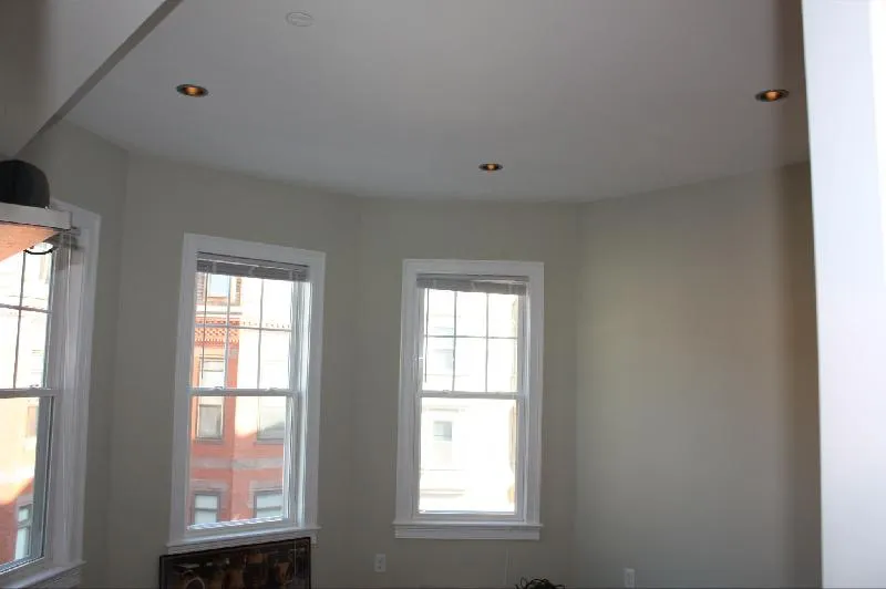 4 bed, 2 bath apartment for rent at 148 Hillside St Unit 1, Mission Hill — photo 3 of 6