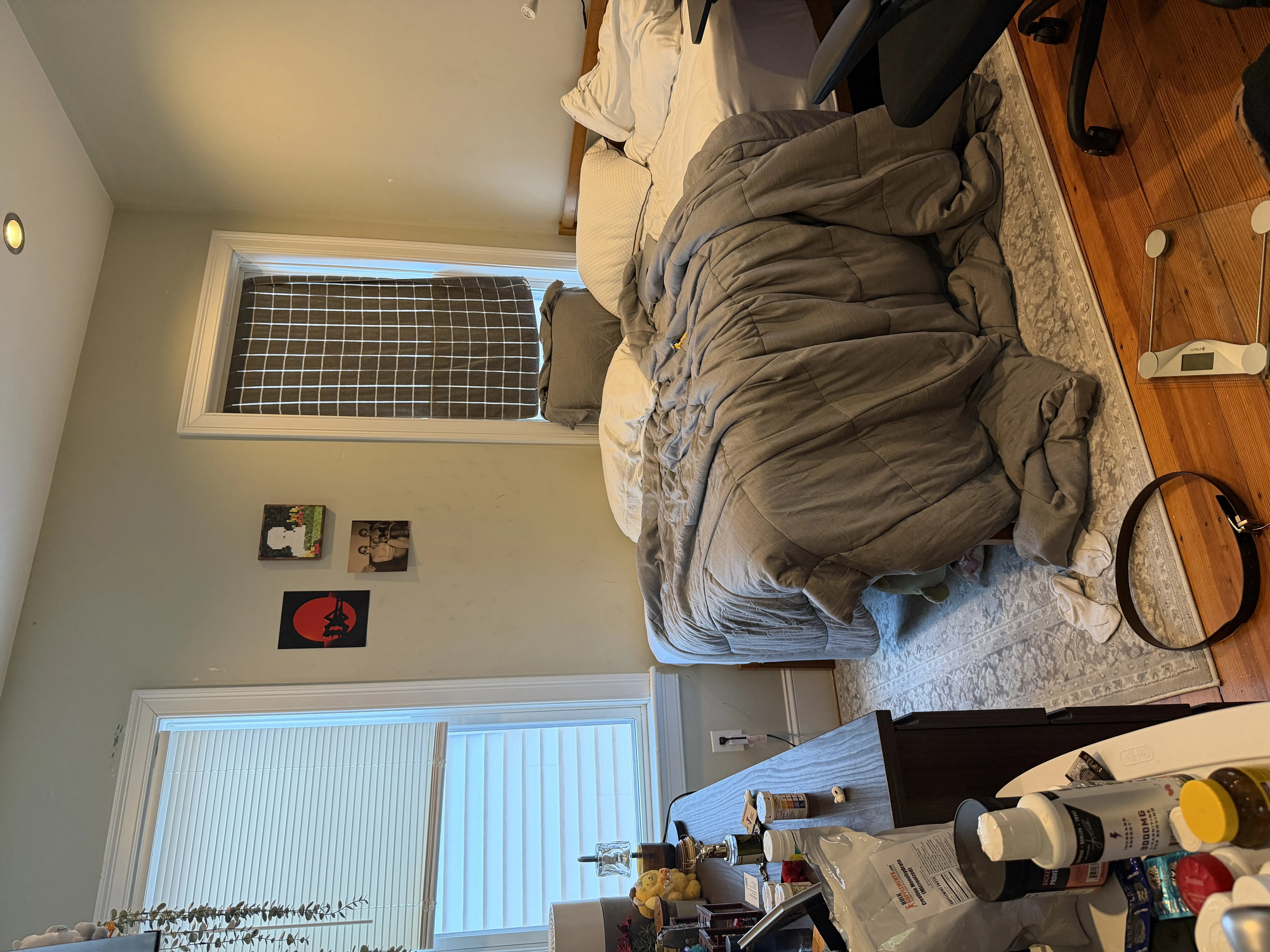 5 bed, 2 bath apartment for rent at 148 Hillside St Unit 3a, Mission Hill — photo 7 of 13