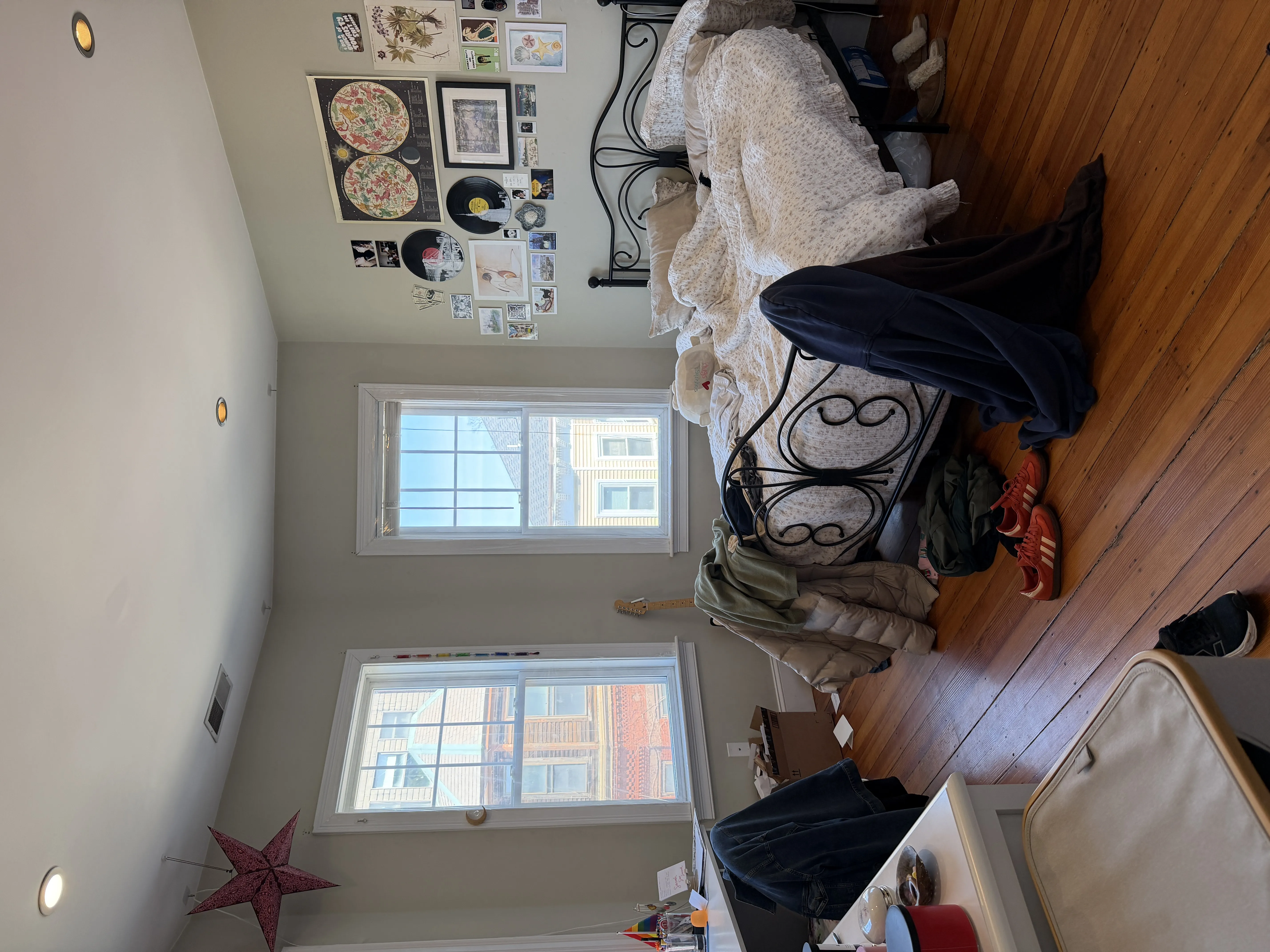 5 bed, 2 bath apartment for rent at 148 Hillside St Unit 3a, Mission Hill — photo 6 of 13