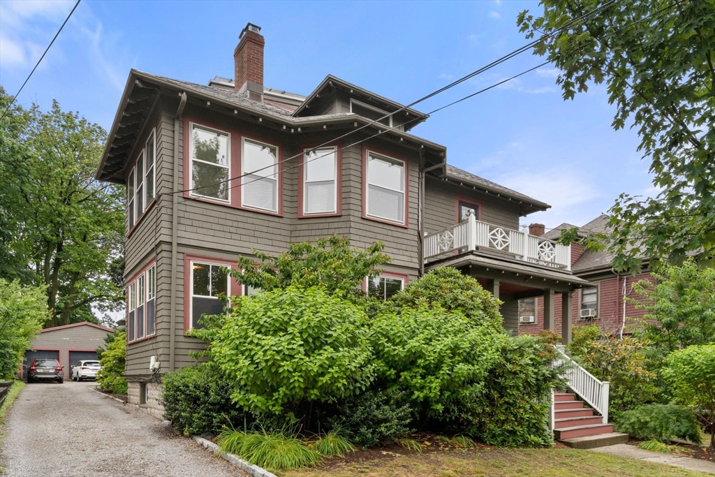 3 bed, 2 bath apartment for rent at 148 Lakeview Ave Unit 148, West Cambridge — photo 1 of 24