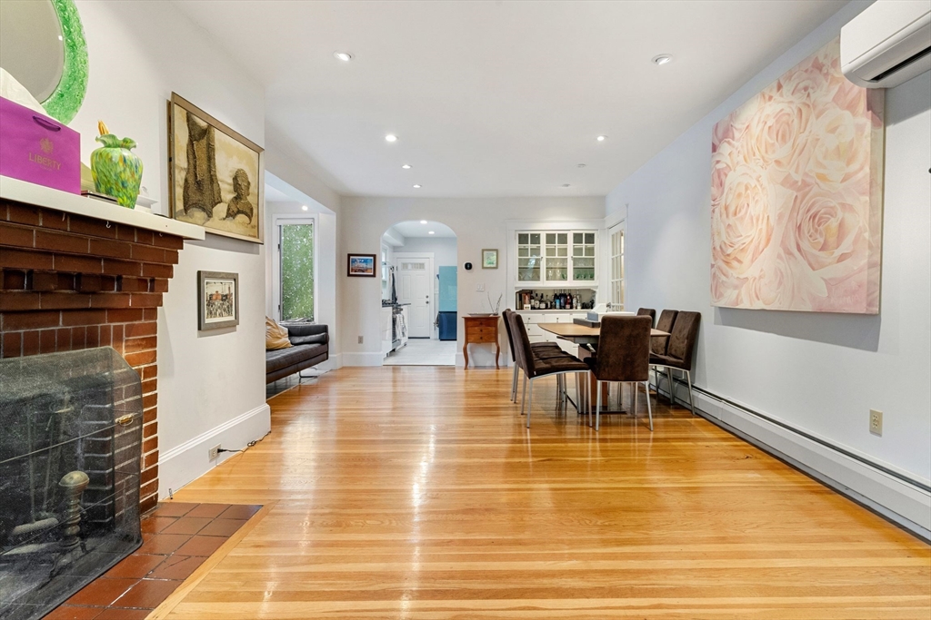3 bed, 2 bath apartment for rent at 148 Lakeview Ave Unit 148, West Cambridge — photo 3 of 24