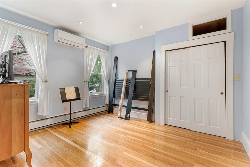 3 bed, 2 bath apartment for rent at 148 Lakeview Ave Unit 148, West Cambridge — photo 16 of 24