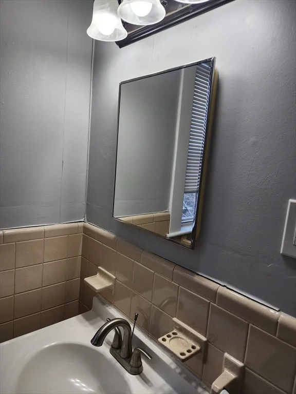 1 bed, 1 bath apartment for rent at 148 Maple Unit 2, Lynn — photo 7 of 7
