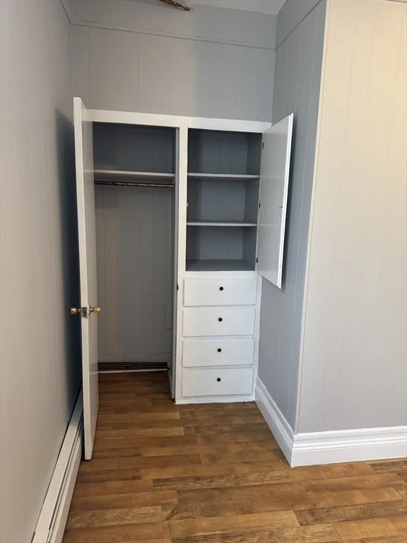 1 bed, 1 bath apartment for rent at 148 Maxfield St Unit 1E, North — photo 5 of 11