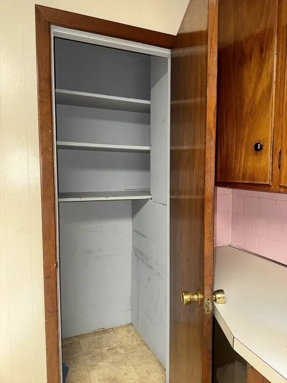 1 bed, 1 bath apartment for rent at 148 Maxfield St Unit 1W, North — photo 5 of 18