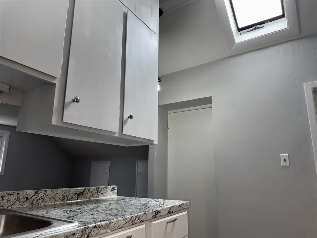 2 bed, 1 bath apartment for rent at 148 Maxfield St Unit 3, New Bedford — photo 11 of 21