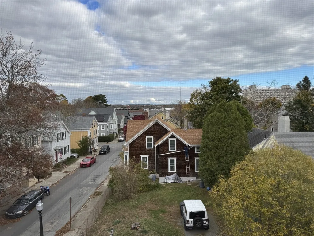 2 bed, 1 bath apartment for rent at 148 Maxfield St Unit 3, New Bedford — photo 12 of 21