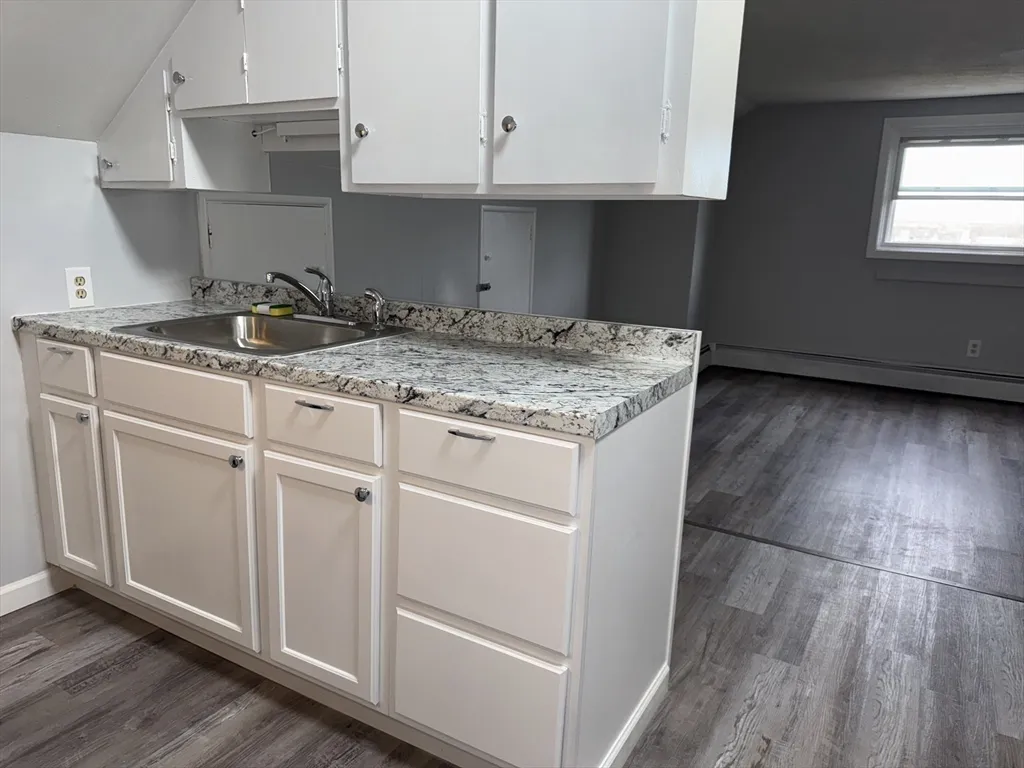 2 bed, 1 bath apartment for rent at 148 Maxfield St Unit 3, New Bedford — photo 9 of 21