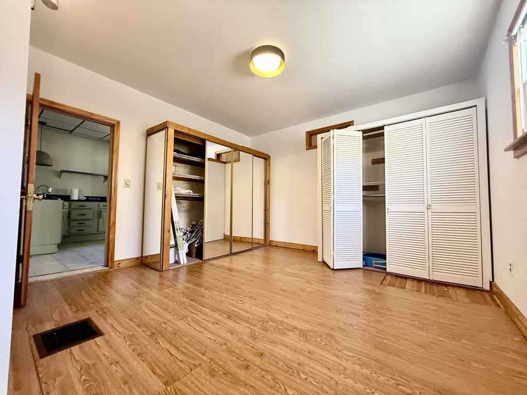 4 bed, 2 bath apartment for rent at 148 Morrison Ave, Davis Square — photo 8 of 17