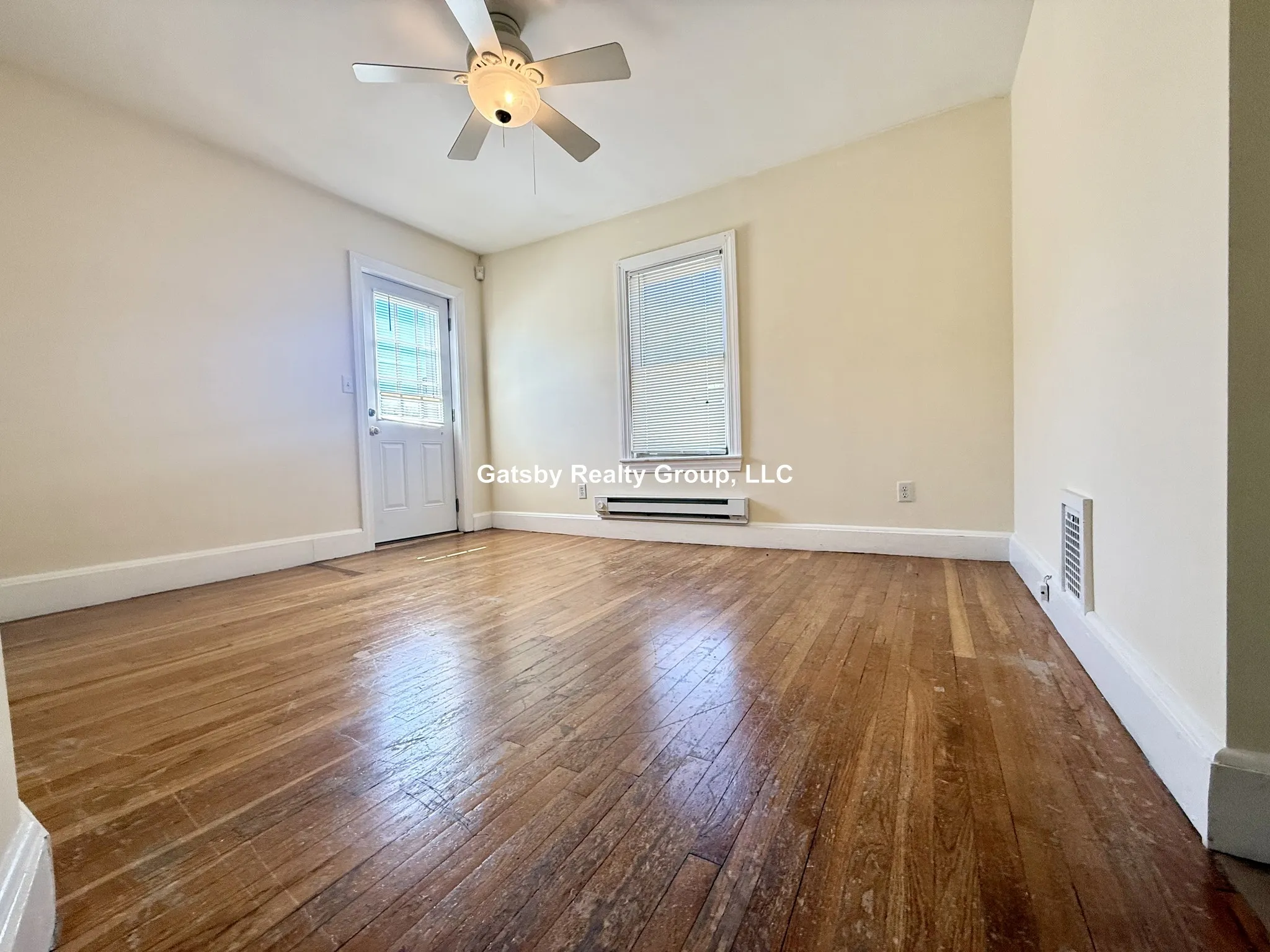 4 bed, 2 bath apartment for rent at 148 Morrison Ave Unit 1, Powder House Square — photo 10 of 17
