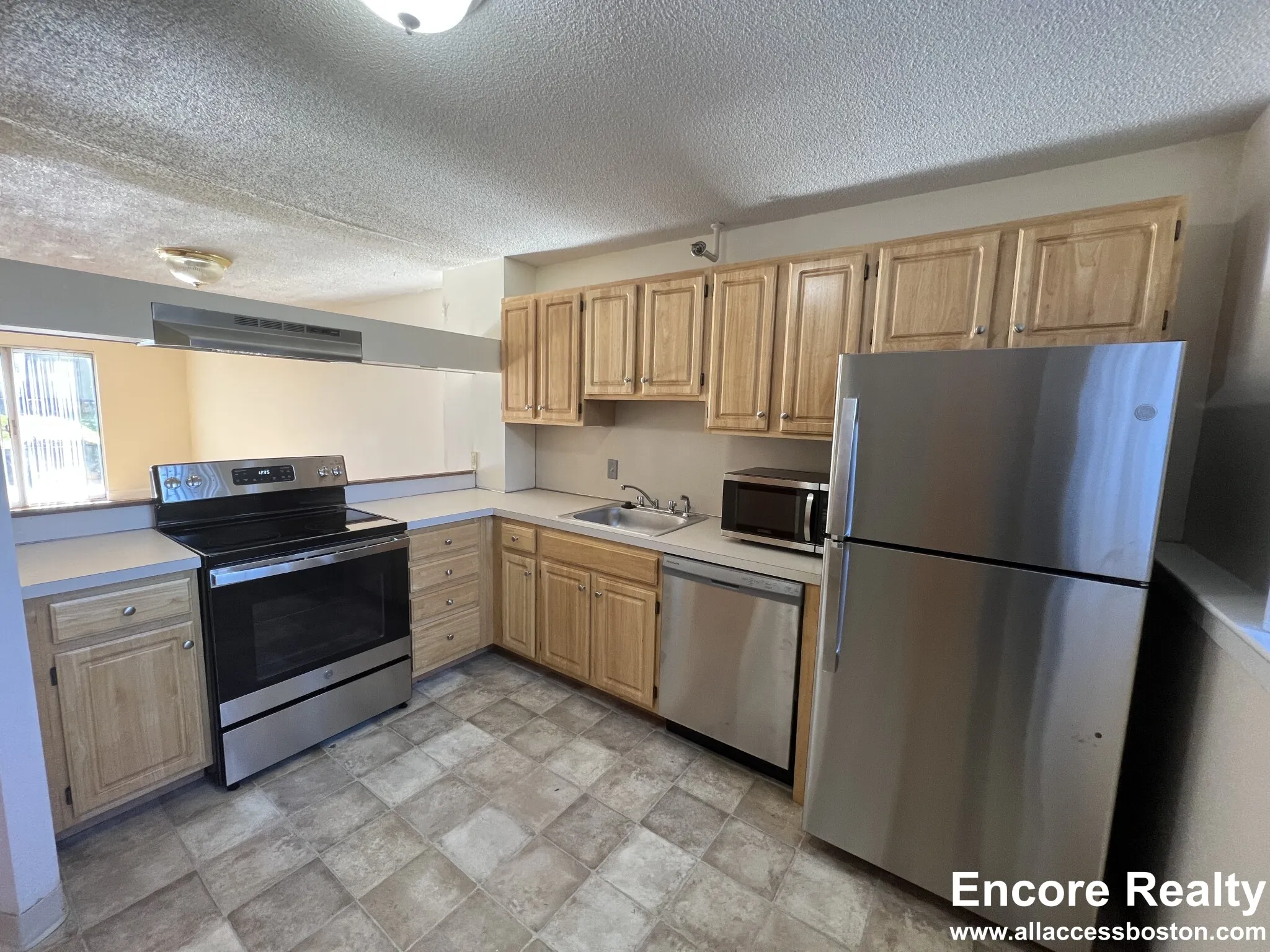 2 bed, 1.5 bath apartment for rent at 148 North Beacon St Unit A2D, Brighton
