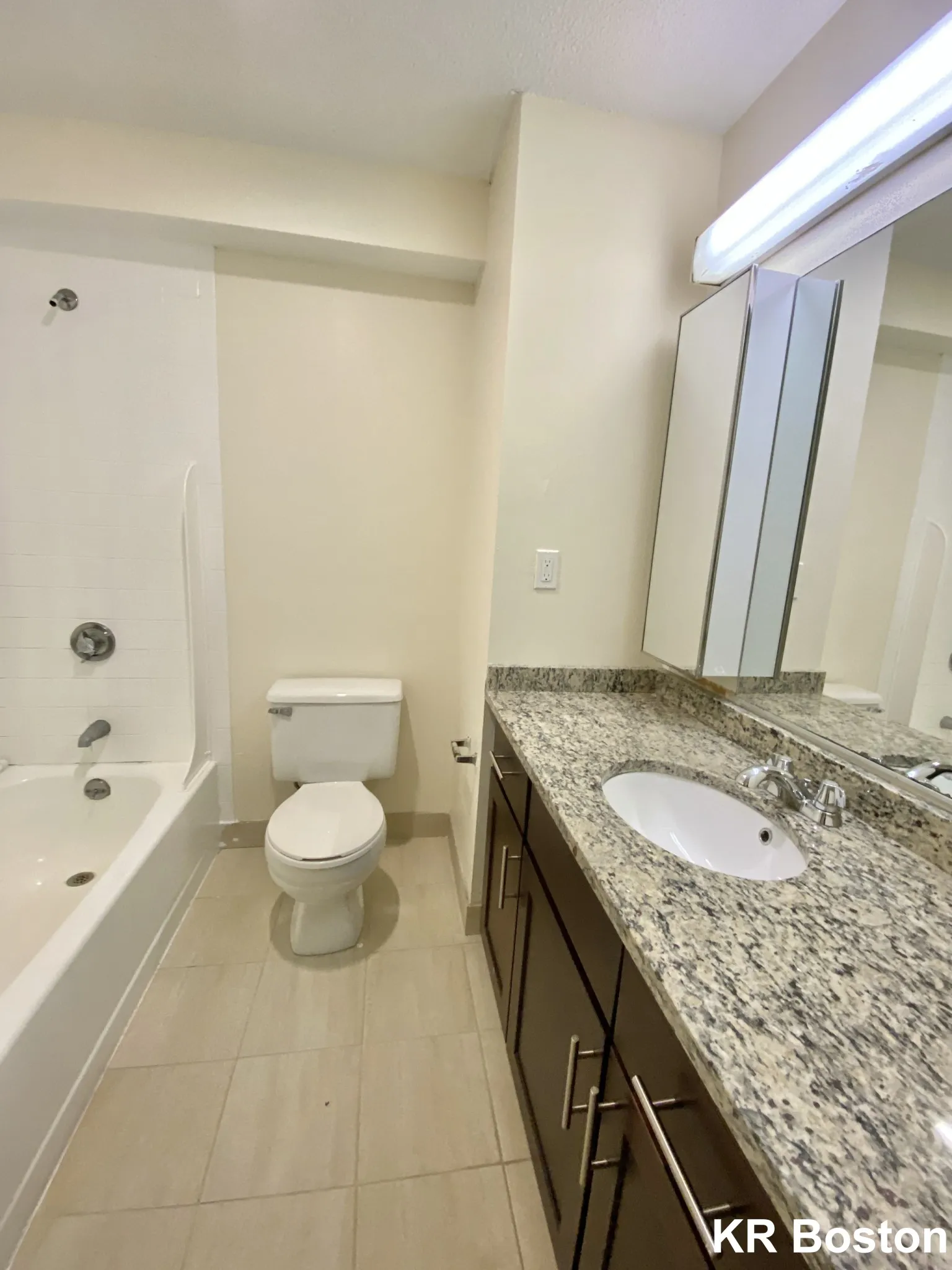 2 bed, 1.5 bath apartment for rent at 148 North Beacon St Unit B3, Brighton — photo 6 of 20