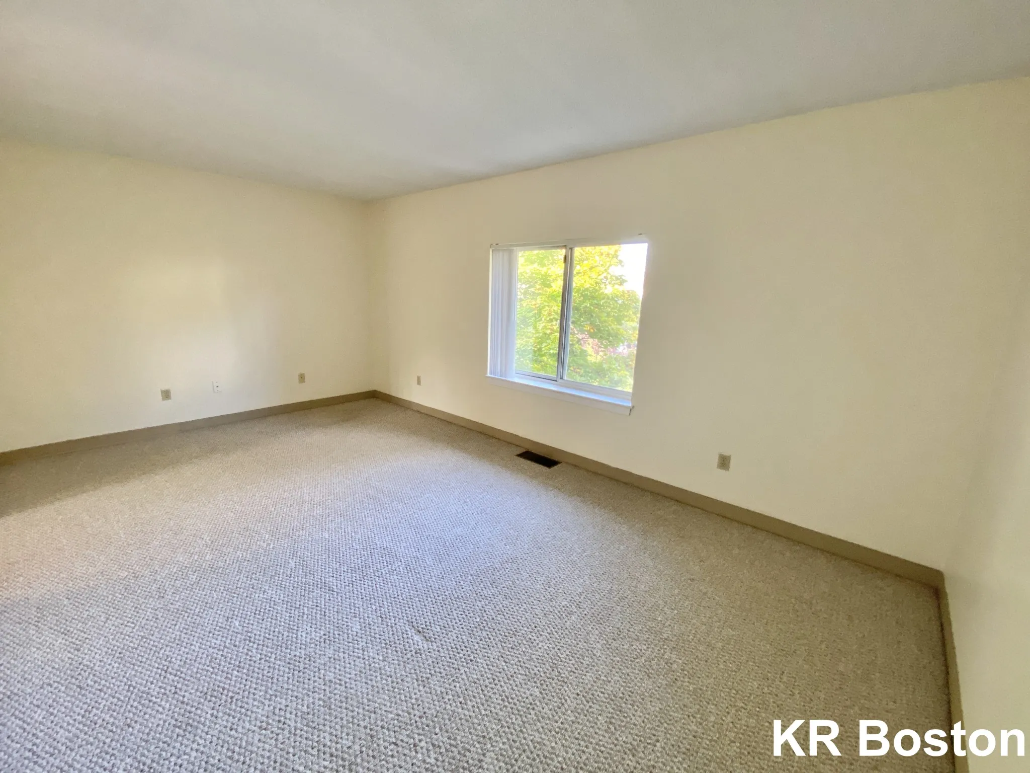 2 bed, 1.5 bath apartment for rent at 148 North Beacon St Unit B3, Brighton — photo 3 of 20