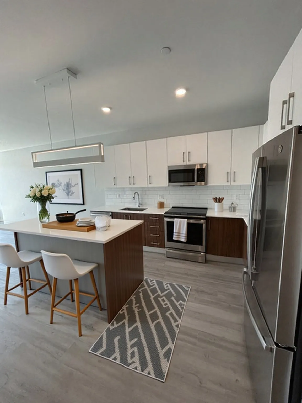 1 bed, 1 bath apartment for rent at 148 Old Post Rd Unit 215, Sharon — photo 2 of 34