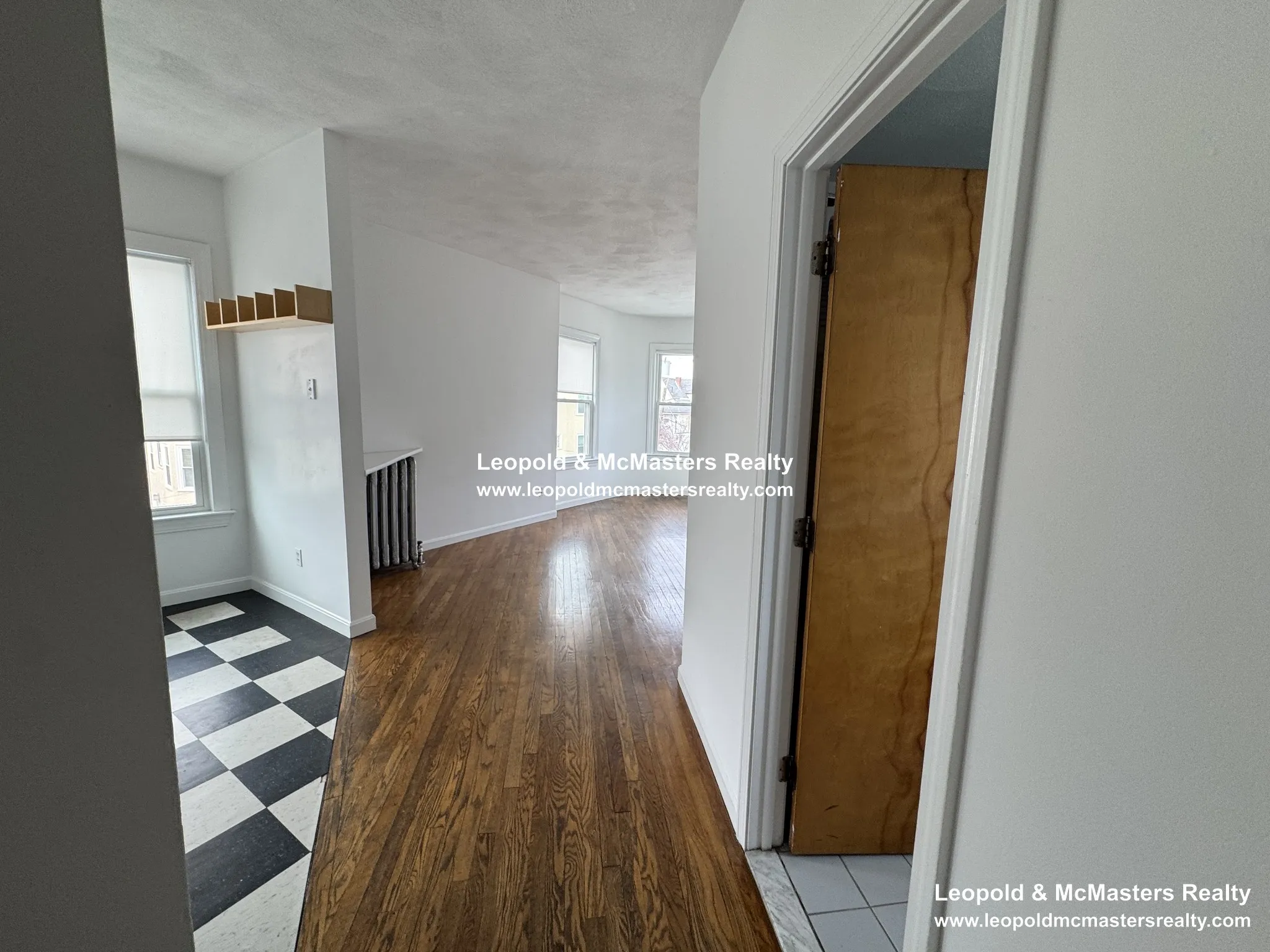 3 bed, 2 bath apartment for rent at 148 Oxford St Unit 2, Ward Two — photo 12 of 12