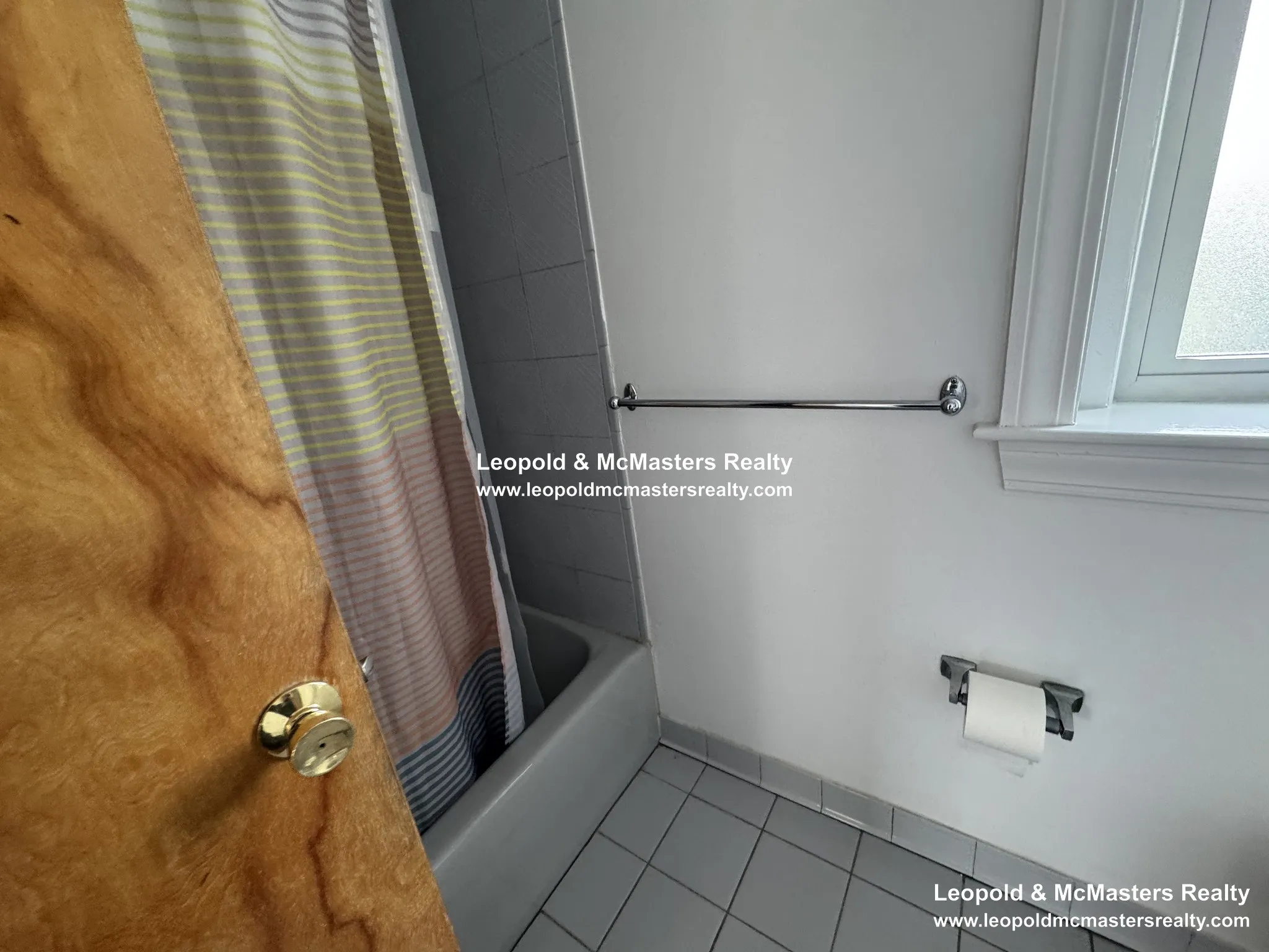 3 bed, 2 bath apartment for rent at 148 Oxford St Unit 2, Ward Two — photo 6 of 12