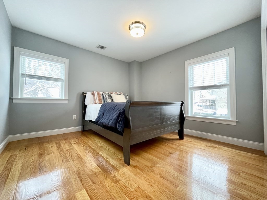 3 bed, 2.5 bath apartment for rent at 148 Pearl Ave Unit 1, Revere — photo 8 of 18