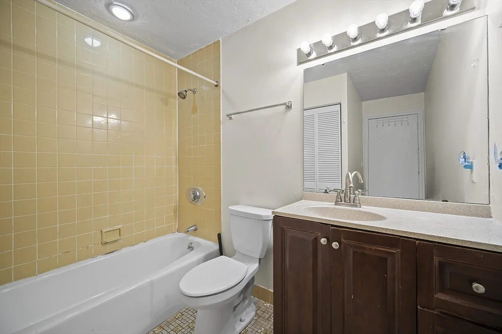 2 bed, 2 bath apartment for rent at 148 Quincy Shore Dr Unit 31, Quincy — photo 15 of 21