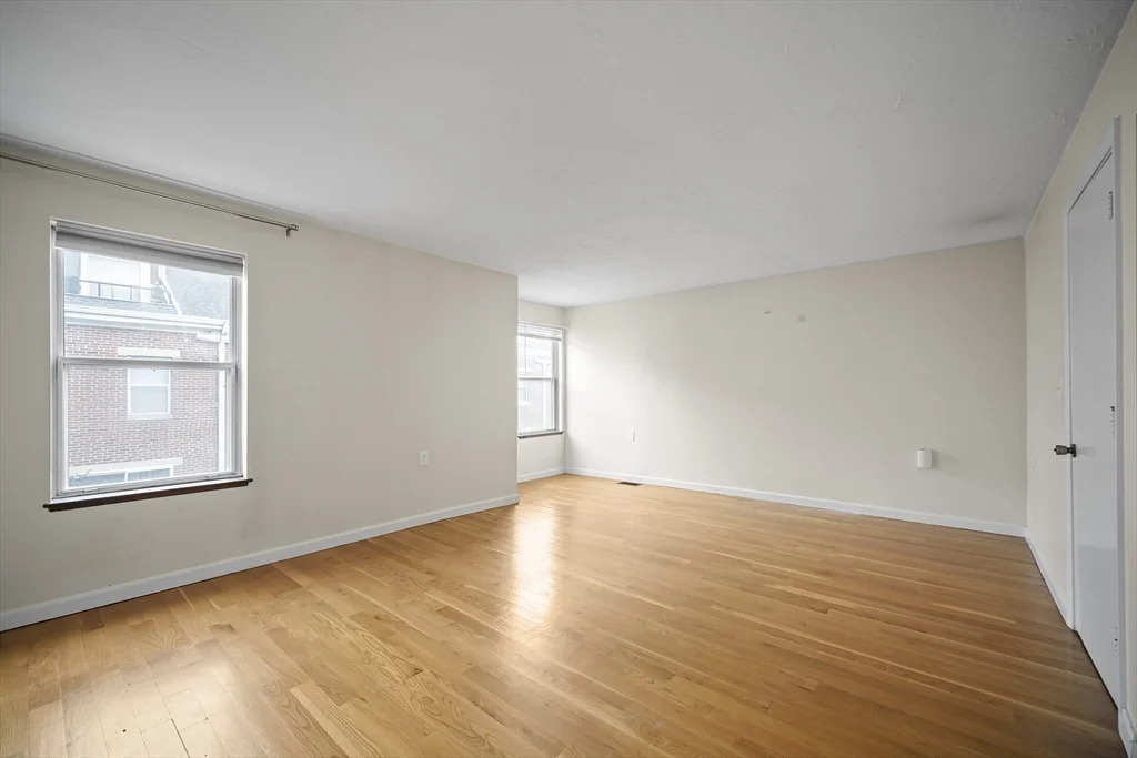 2 bed, 2 bath apartment for rent at 148 Quincy Shore Dr Unit 31, Quincy — photo 14 of 21