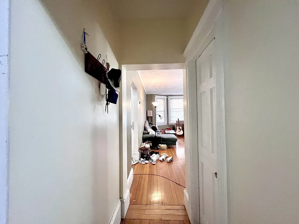 4 bed, 2 bath apartment for rent at 148 Strathmore Rd Unit 1, Brighton — photo 19 of 23
