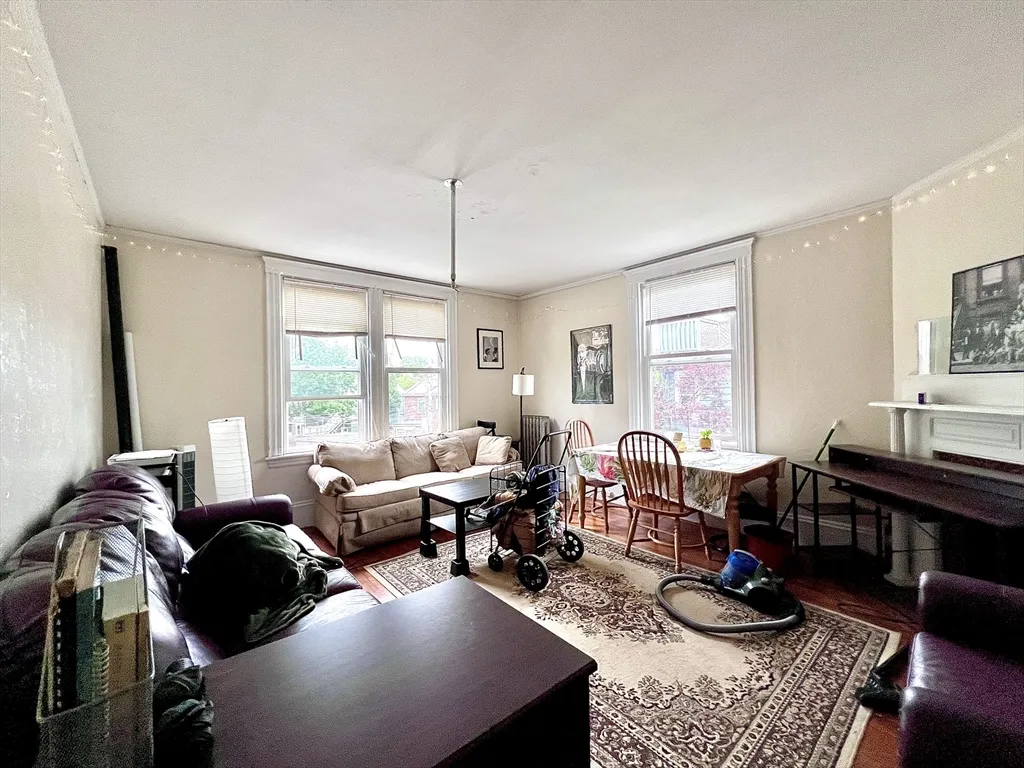 4 bed, 2 bath apartment for rent at 148 Strathmore Rd Unit 2, Brighton — photo 18 of 25