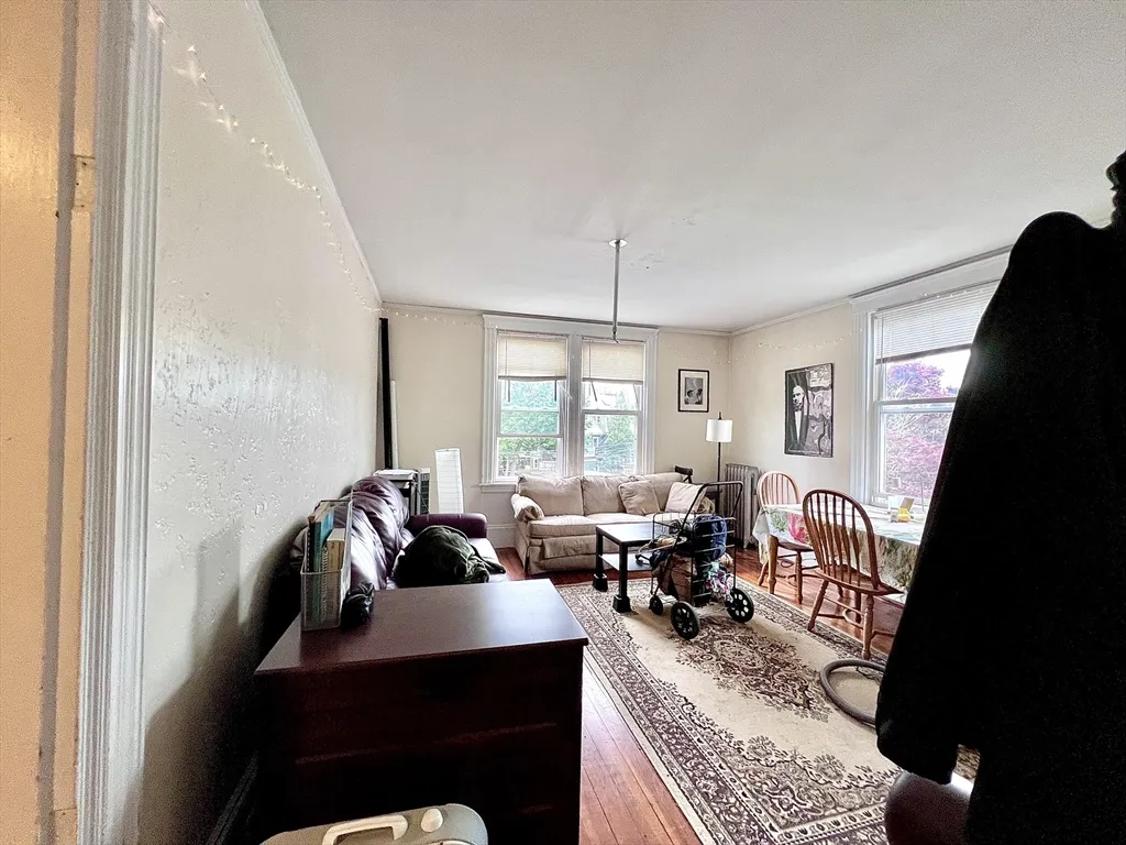 4 bed, 2 bath apartment for rent at 148 Strathmore Rd Unit 2, Brighton — photo 21 of 25