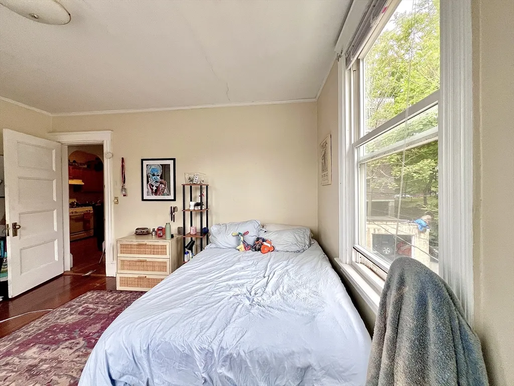 4 bed, 2 bath apartment for rent at 148 Strathmore Rd Unit 2, Brighton — photo 16 of 25