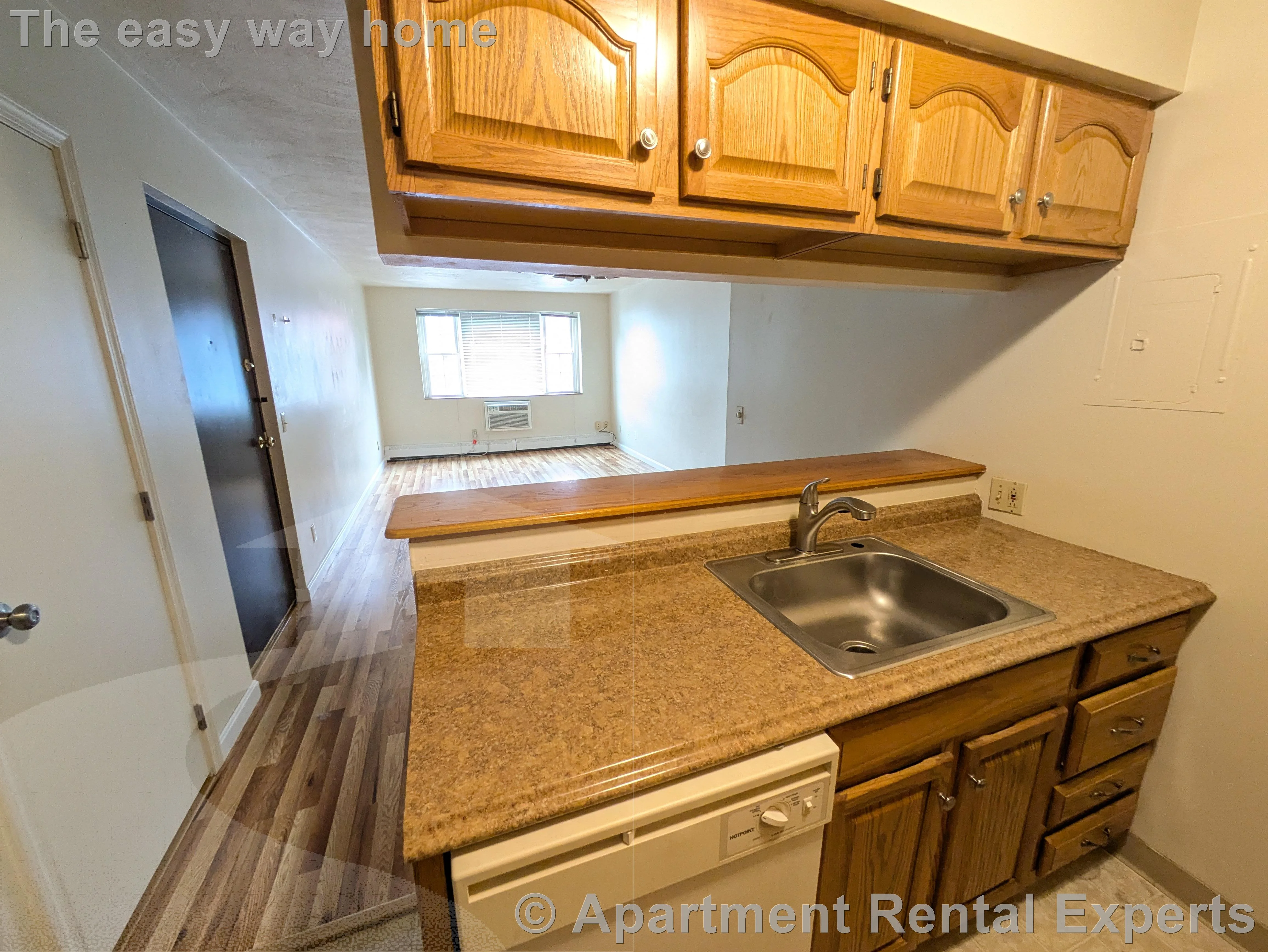 2 bed, 1 bath apartment for rent at 148 Sycamore St Unit 16, Winter Hill — photo 2 of 12