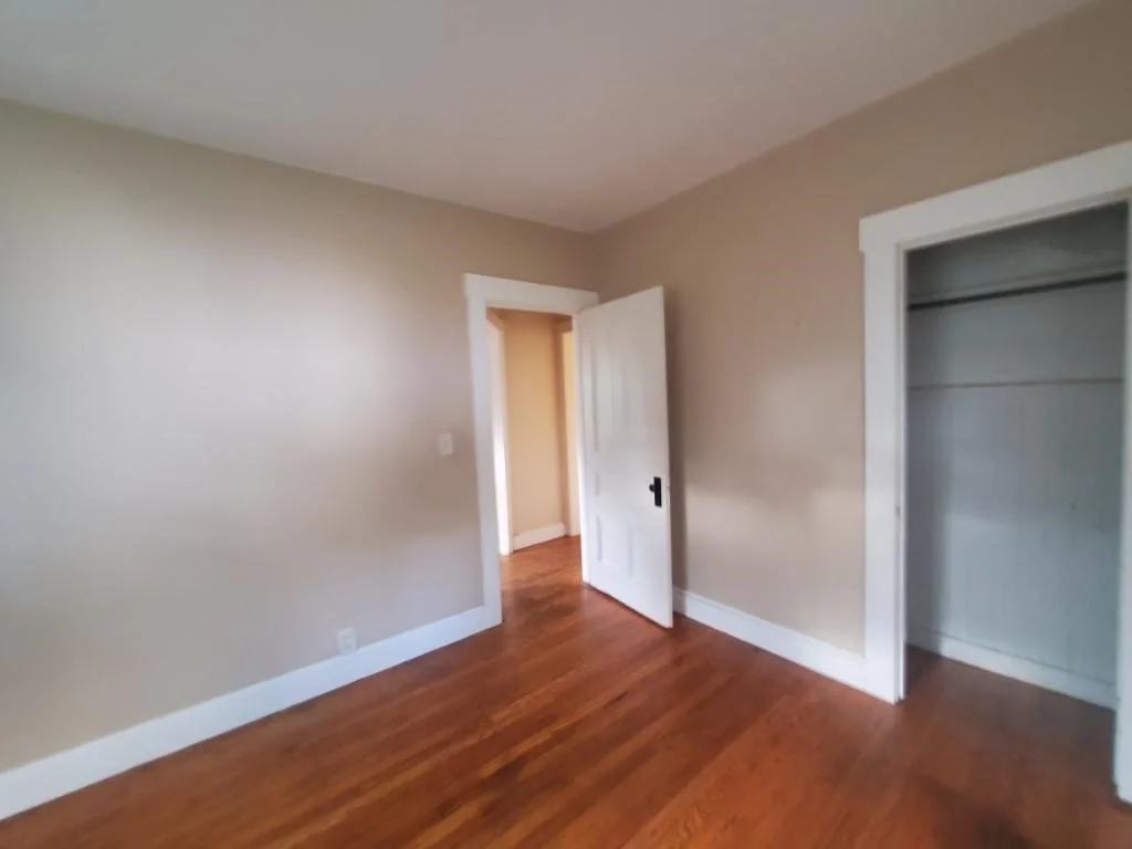 4 bed, 1 bath apartment for rent at 148 Vernon St Unit 1, Gardner — photo 6 of 10