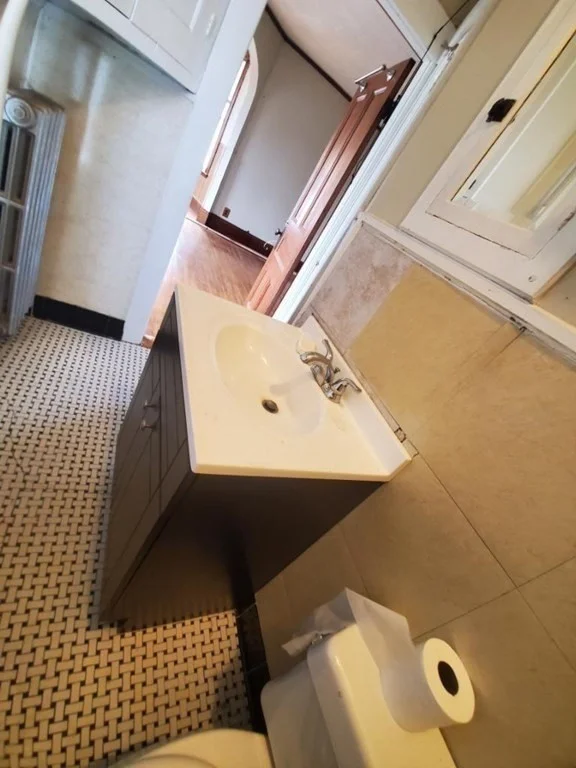 4 bed, 1 bath apartment for rent at 148 Vernon St Unit 1, Gardner — photo 8 of 10