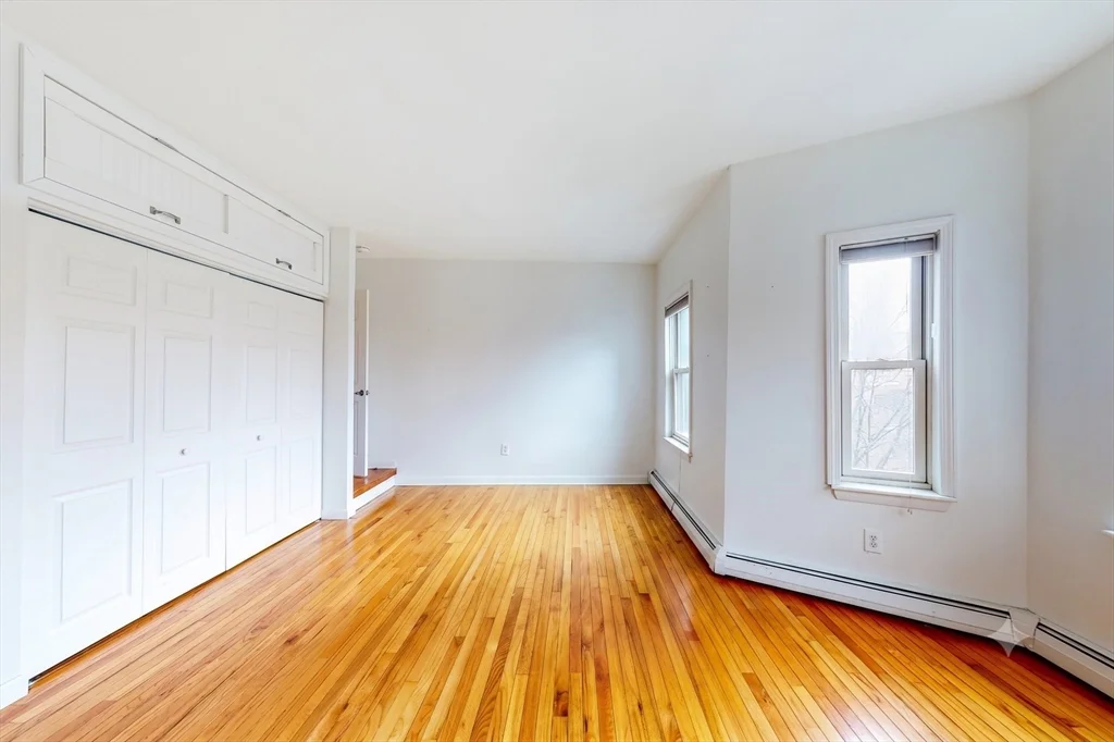 1 bed, 1 bath apartment for rent at 148 Warren Ave Unit 4, South End — photo 5 of 8