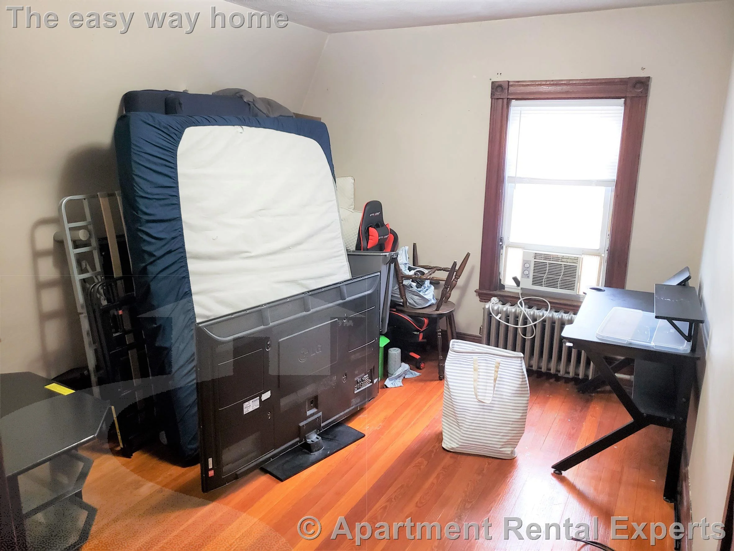 4 bed, 2 bath apartment for rent at 148 Willow Ave Unit 2, Davis Square — photo 14 of 19