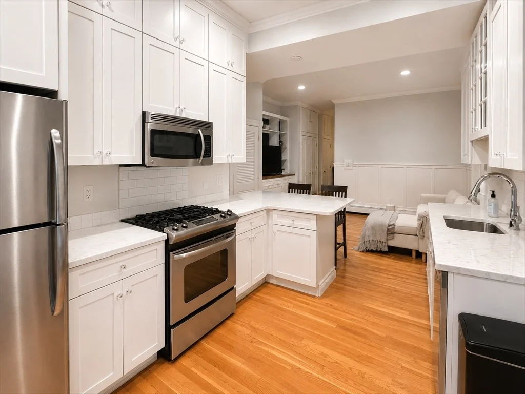 2 bed, 1 bath apartment for rent at 148 Worcester St Unit 2, South End — photo 4 of 10