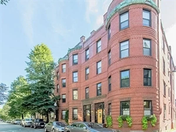 3 bed, 1 bath apartment for rent at 148 Worcester St Unit 3, South End — photo 9 of 9
