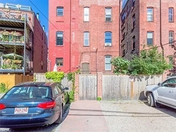 3 bed, 1 bath apartment for rent at 148 Worcester St Unit 3, South End — photo 8 of 9