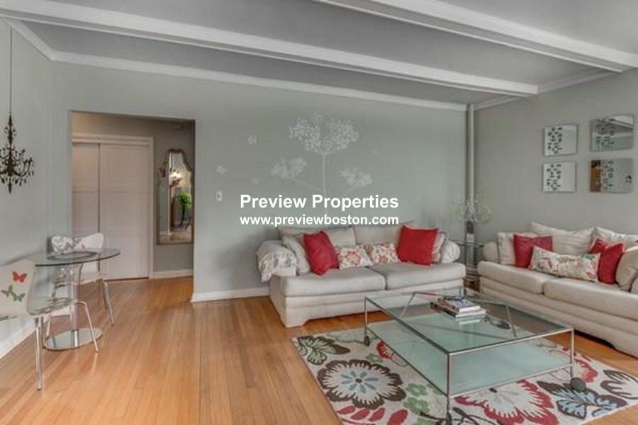 1 bed, 1 bath apartment for rent at 1480 Commonwealth Ave Unit 1, Brighton