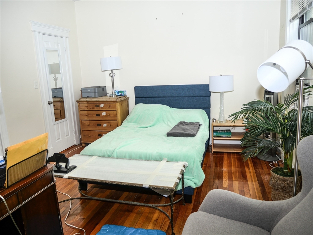 Studio bed, 1 bath apartment for rent at 1482 Beacon St Unit 34, Corey Hill — photo 4 of 5