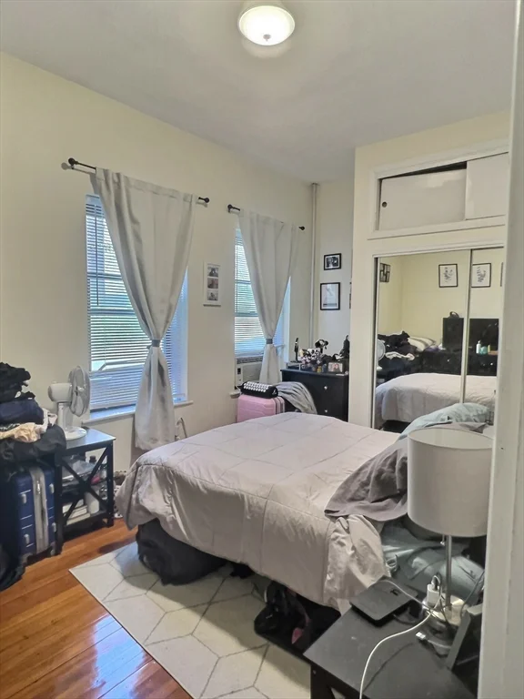 1 bed, 1 bath apartment for rent at 1482 Beacon Unit 14, Coolidge Corner — photo 4 of 5