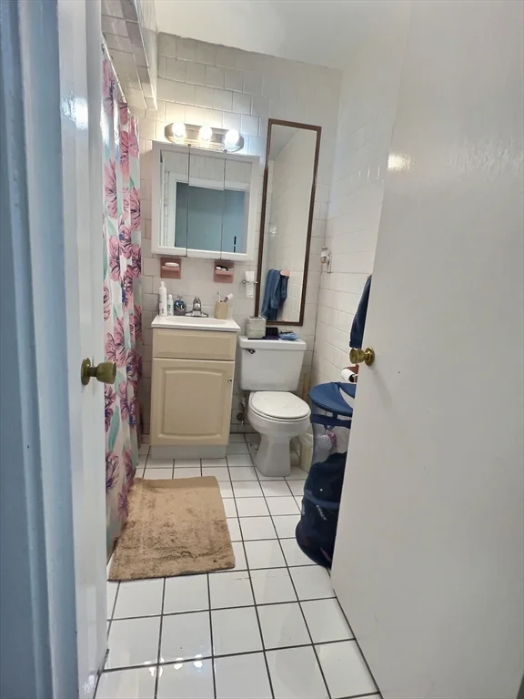 Studio bed, 1 bath apartment for rent at 1482 Beacon Unit 22, Coolidge Corner — photo 6 of 7