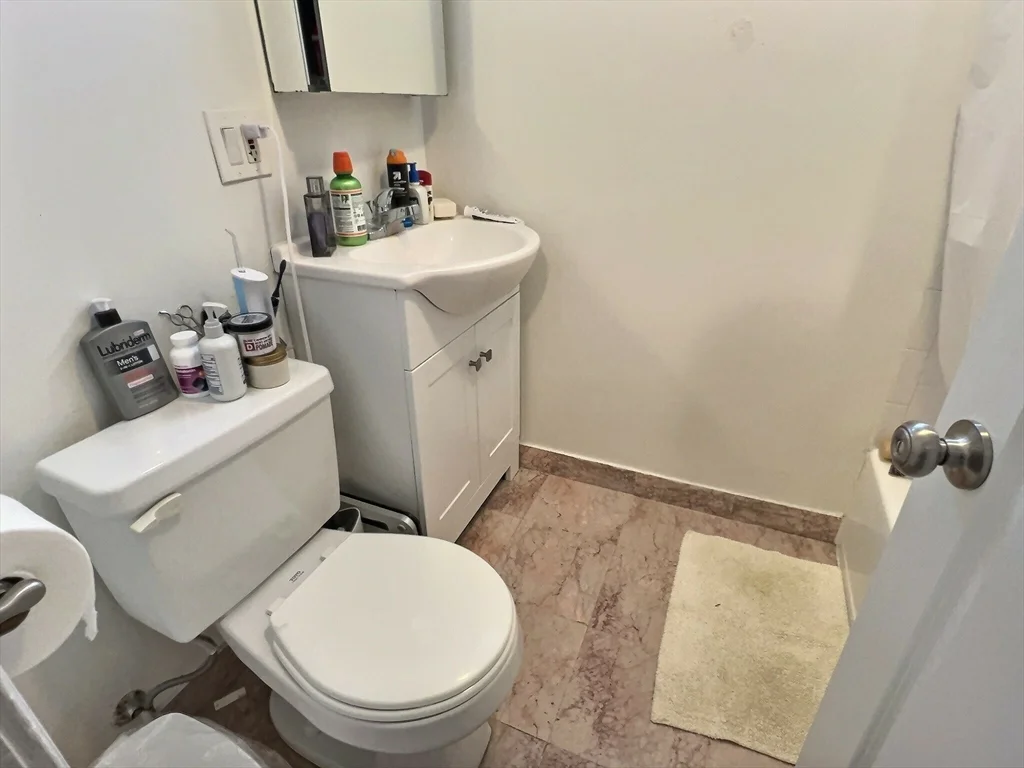Studio bed, 1 bath apartment for rent at 1482 Beacon Unit B3, Corey Hill — photo 5 of 5