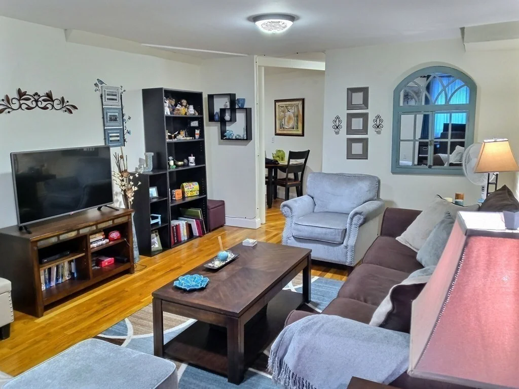 1 bed, 1 bath apartment for rent at 1482 Beacon Unit B5, Coolidge Corner — photo 3 of 8