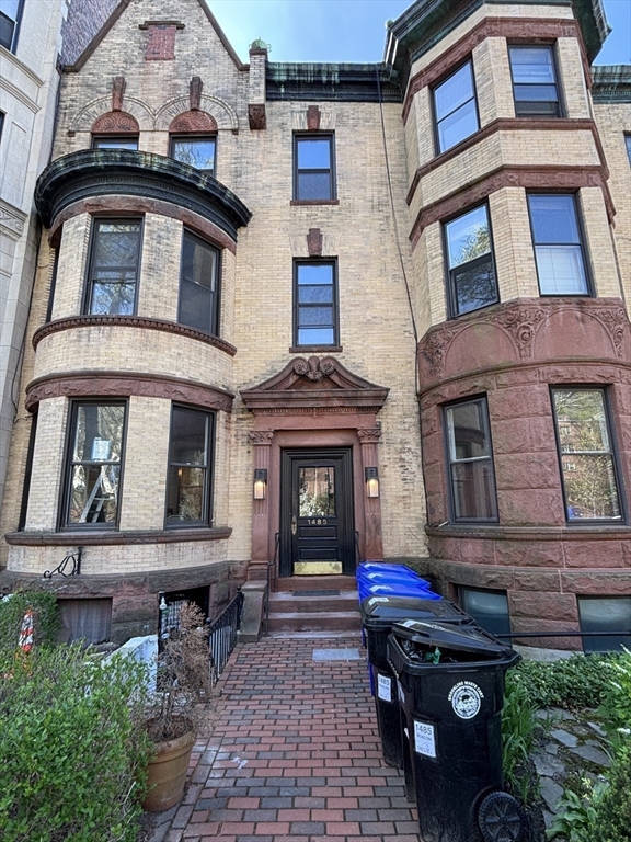 2 bed, 1 bath apartment for rent at 1485 Beacon St Unit 3, Coolidge Corner — photo 5 of 5