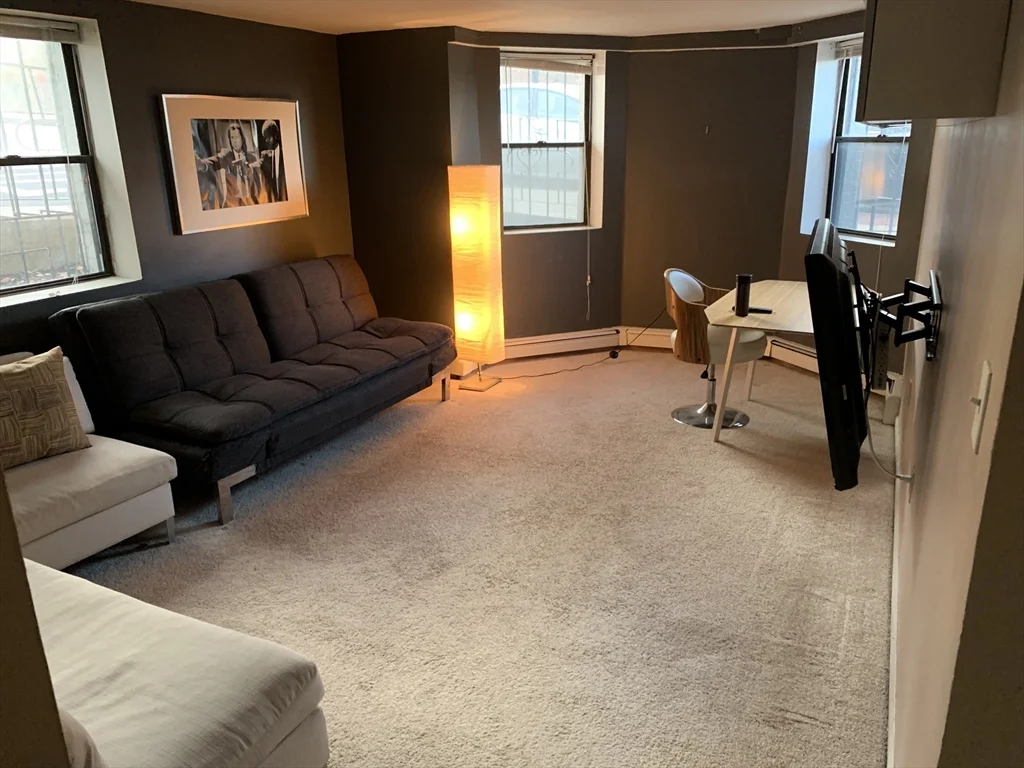 1 bed, 1 bath apartment for rent at 1486 Commonwealth Ave Unit 1, Brighton