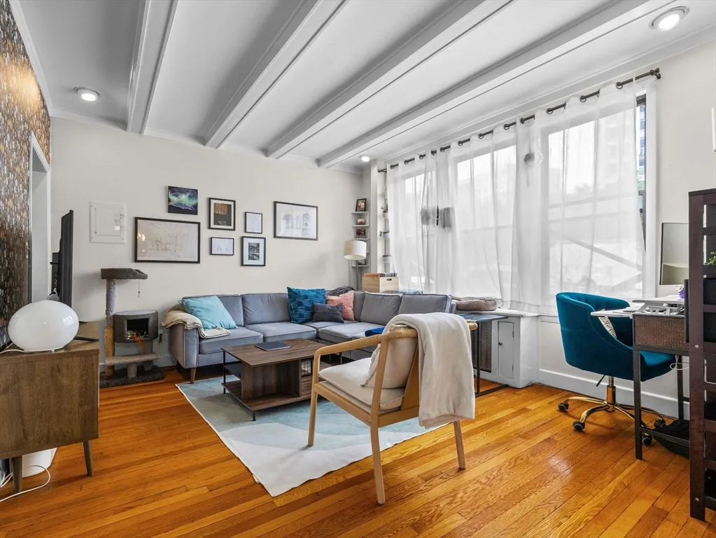 1 bed, 1 bath apartment for rent at 1486 Commonwealth Ave Unit 4, Brighton — photo 2 of 16
