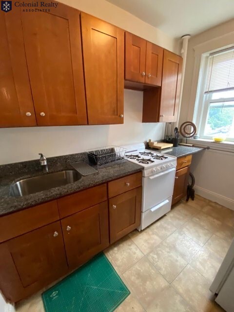 Studio bed, 1 bath apartment for rent at 1487 Commonwealth Ave Unit 51, Brighton — photo 7 of 20